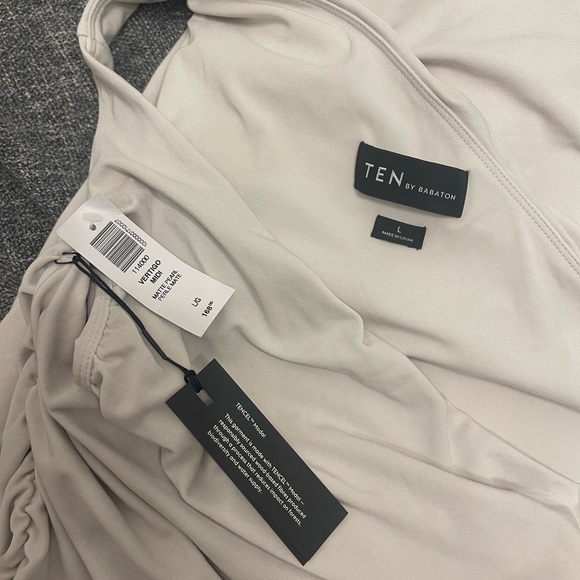 Vertigo MIDI Dress in Pearl - Picture 5 of 6